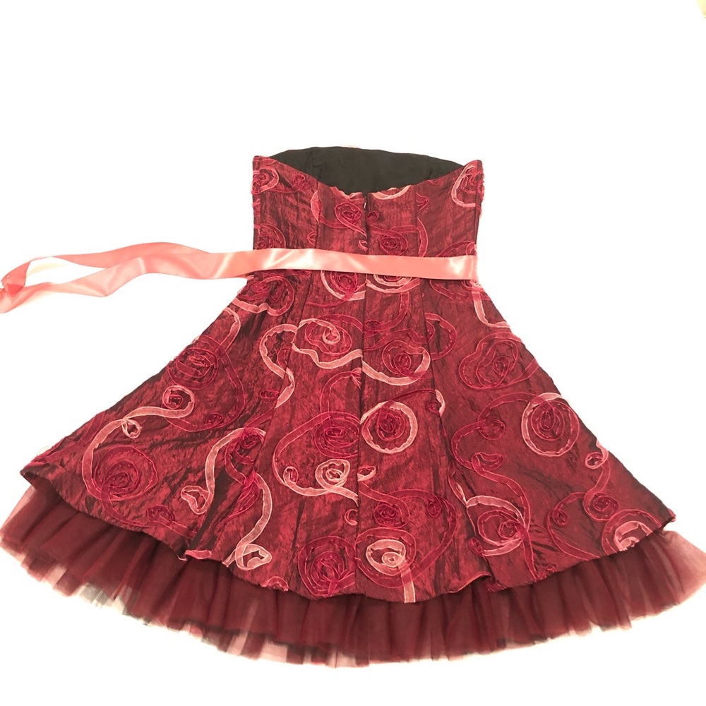 Jessica McClintock Dress - Picture 4 of 10